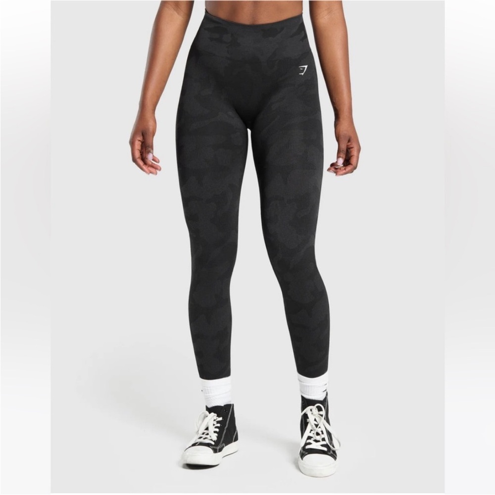Gymshark High Rise Camo Seamless Leggings high waist sold out athletic pants